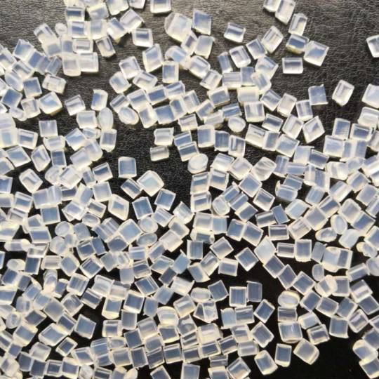 不得不談針對于增強(qiáng)尼龍?jiān)谄餍瞪系膽?yīng)用